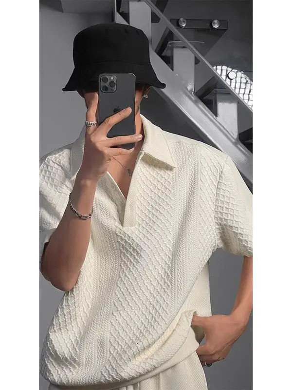 American retro waffle polo shirt mens and womens hiphop loose short sleeved lapel Tshirt trendy minimalist top harajuku y2k 250312