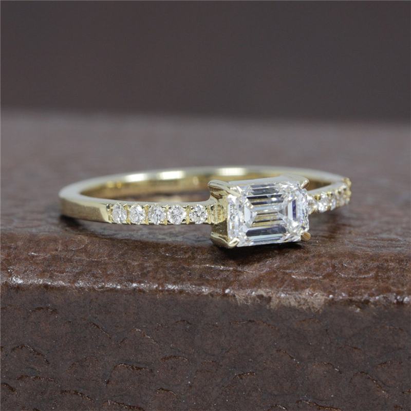 Jewelry Fashion 0.6 Carat Emerald Cut East West Lab Diamond Ring 14K 18K Real Gold Engagement Ring For Women Half Set Ring Band