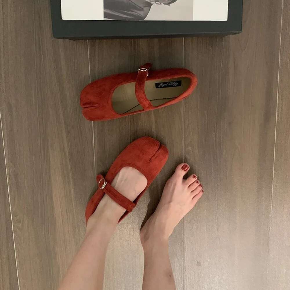 New Brand Women Spilt Flats Round Toe Shallow Slip on Ladies Casual Ballet Soft Leather Eelgant Dress Shoes