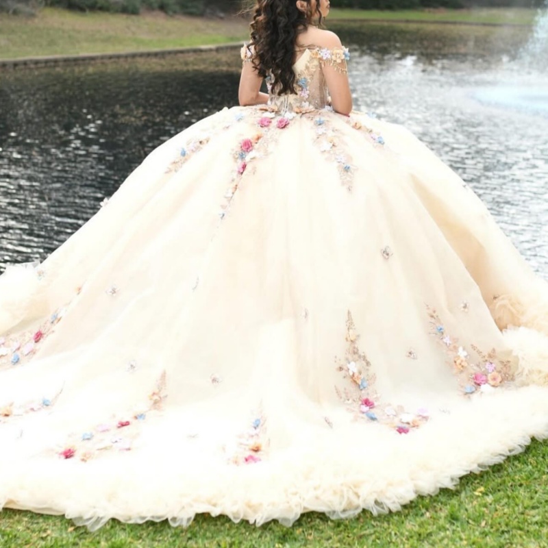 Yellow Princess Quinceanera Dresses Appliqued Flower Beads Tull Tiered Sweet 16 Dress Off Shoulder Ball Gown Vestidos 15 De Anos