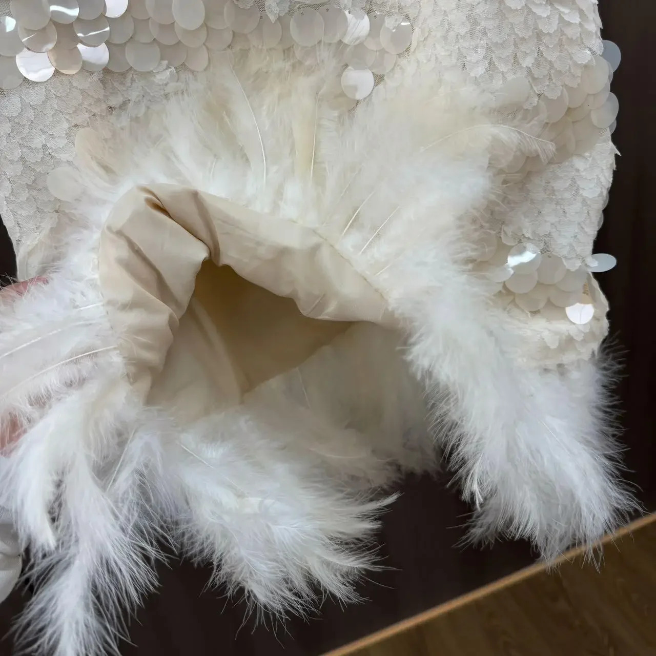 VGH Chic Spliced Feather Hem Party Dress for Women Strapless Sleeveless High Waist Patchwork Sequined Sexy Mini Dresses Female 250320