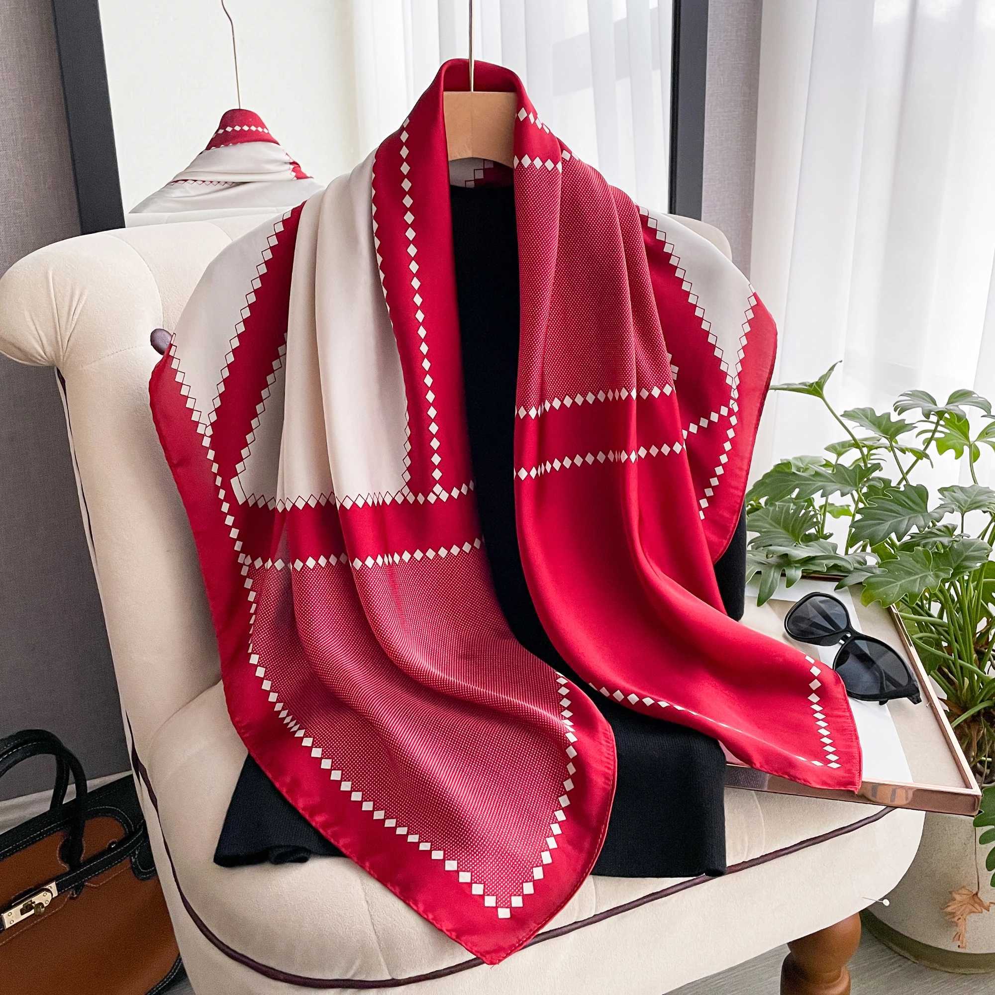 Luxury silk scarf warm summer foard satin square headscarf womens brand shawl 90 * 90 silk scarf Muslim headscarf X250324