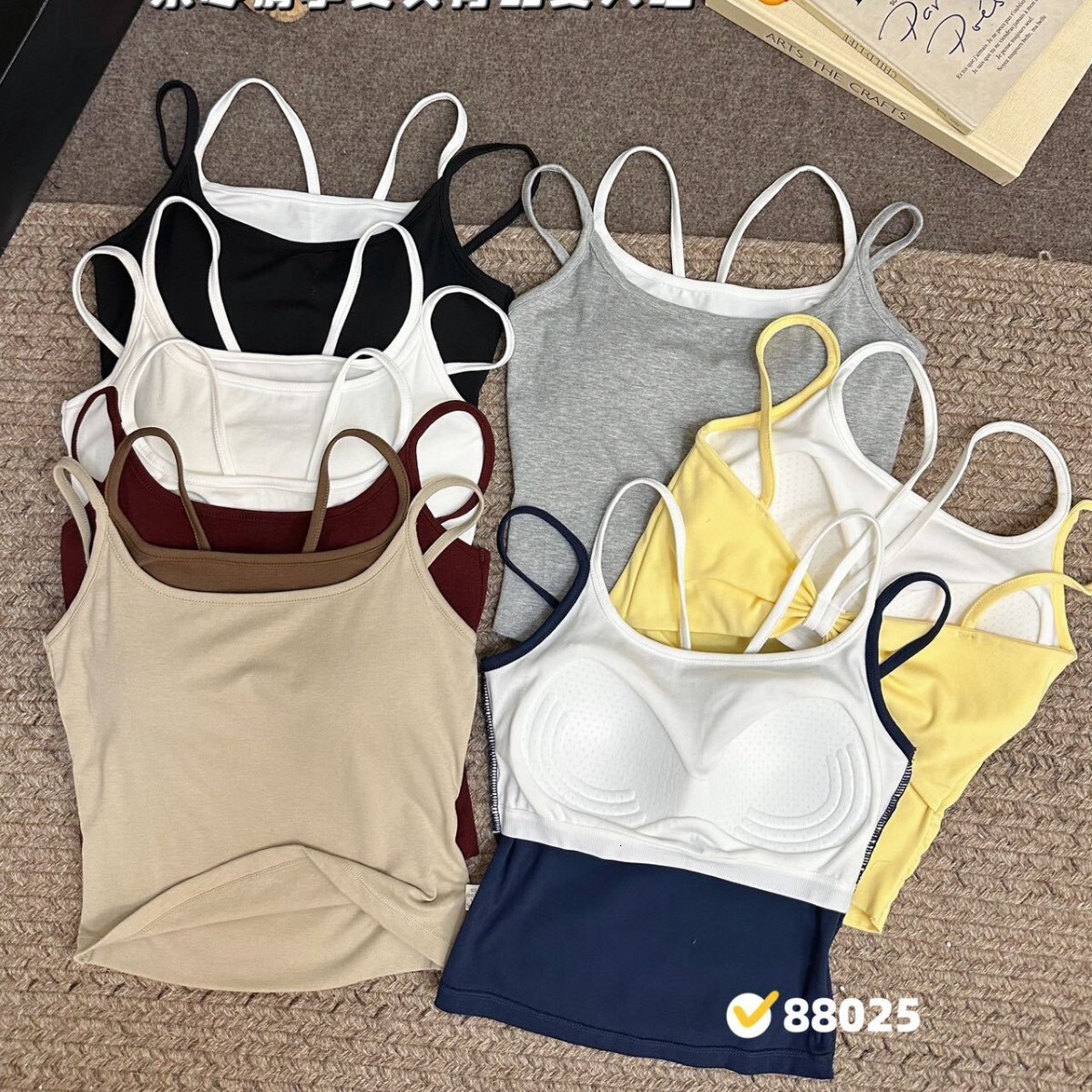 2025 New Designer Tank Top Fake Butterfly Bow Hollow Strap Fixed Cup Splicing Color Comparison Slim Bottom Tank Top