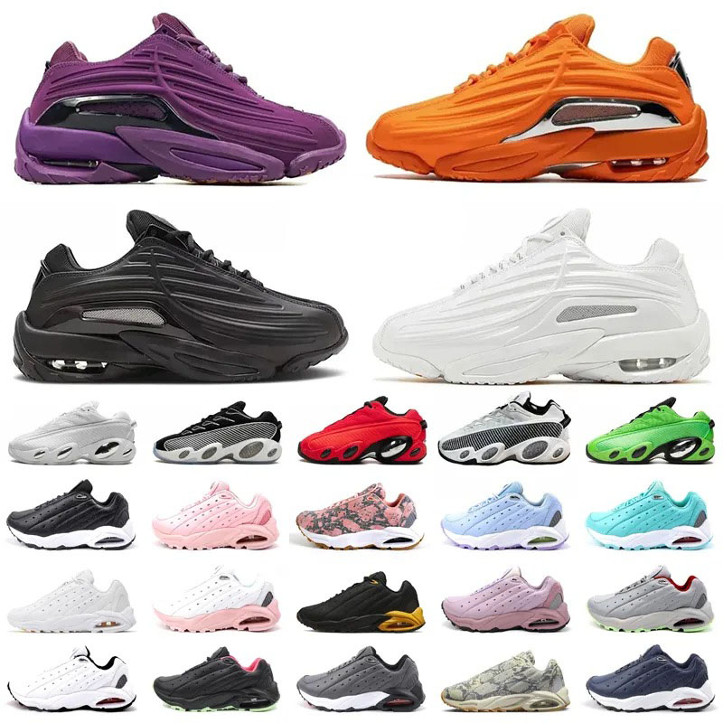 Running Nocta Hot S… - image