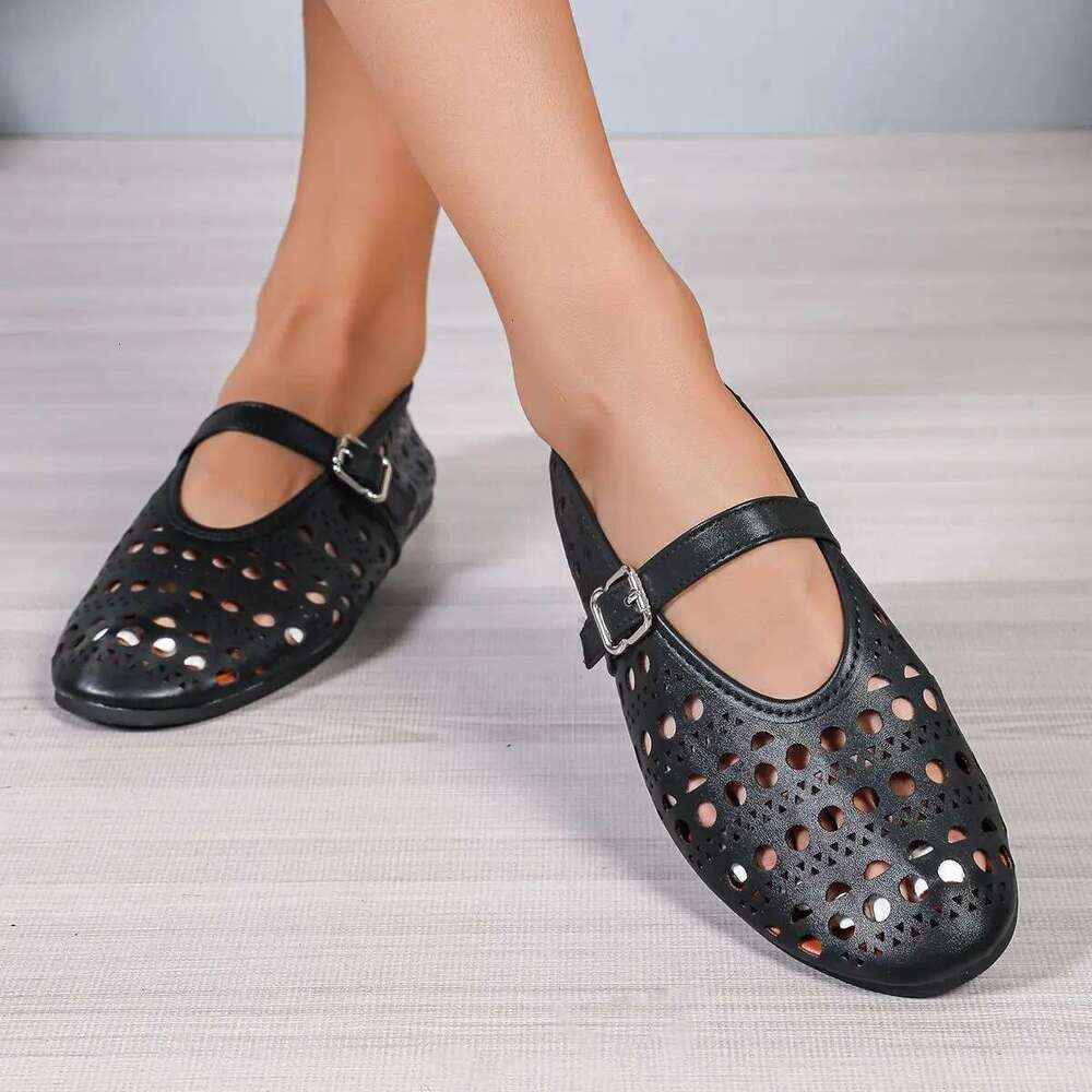 Ballet Spring and Autumn Women's Round Toe Breathable Hollow Shoes Fashion Designer Casual Flats