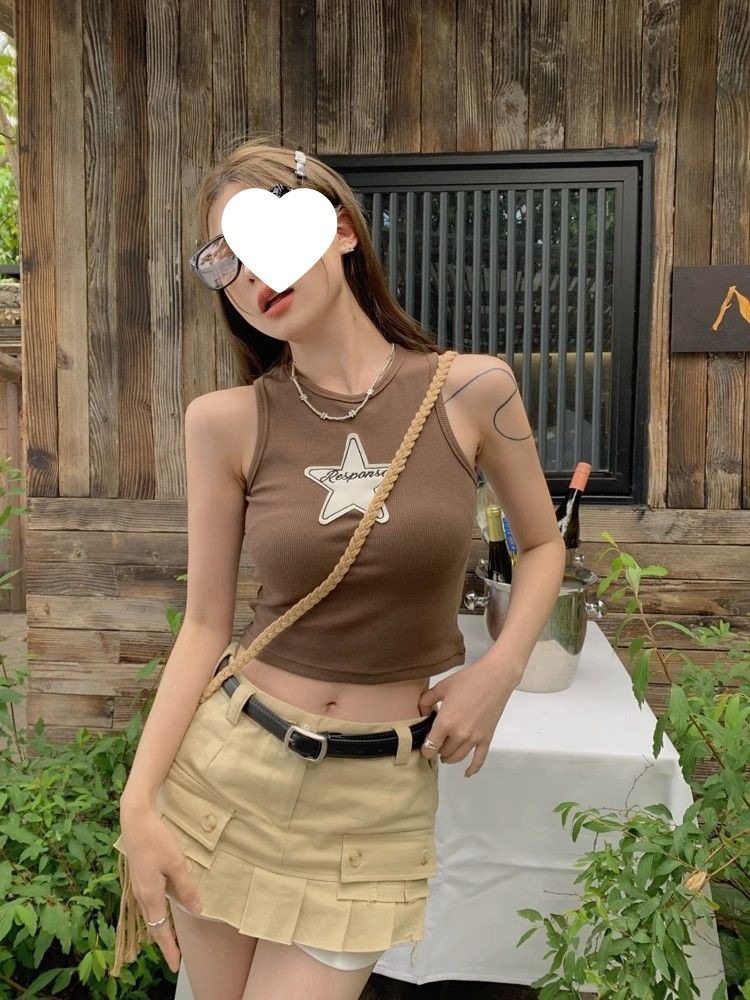 2025 New Designer Vest 250g Pit Pattern American Spicy Female Star Sticker Outdoor Leisure Sports Beach Women's Slim Fit Short Vest