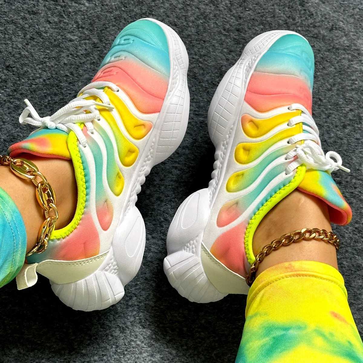 Womens sports shoes 2024 Fi rainbow platform shoes casual walking shoes comfortable outdoor womens vulcanized shoesXJ250324