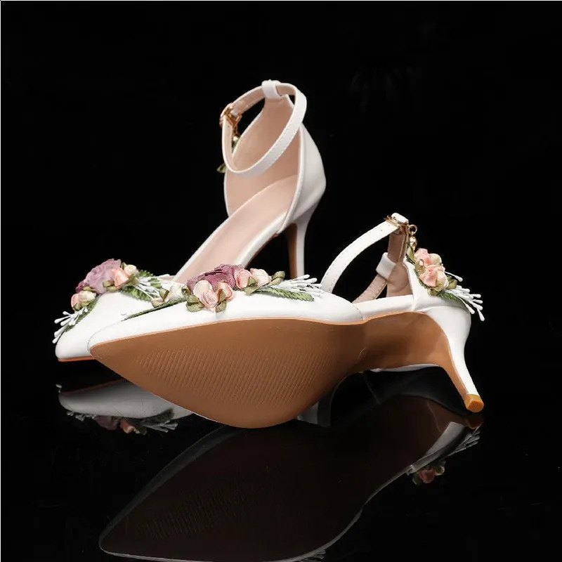 2025 Fashion Flowers Leaf Satin Mary Janes Women Pumps Spring Autumn Elegant Pointed toe Thin High heels Wedding Bridal Shoes 250322