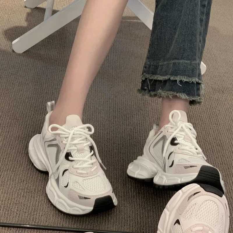 Womens Luxury Chunky sports shoes with mesh breathability increase internal coaching sports and leisure womens fitness vulcanized shoesXJ250324