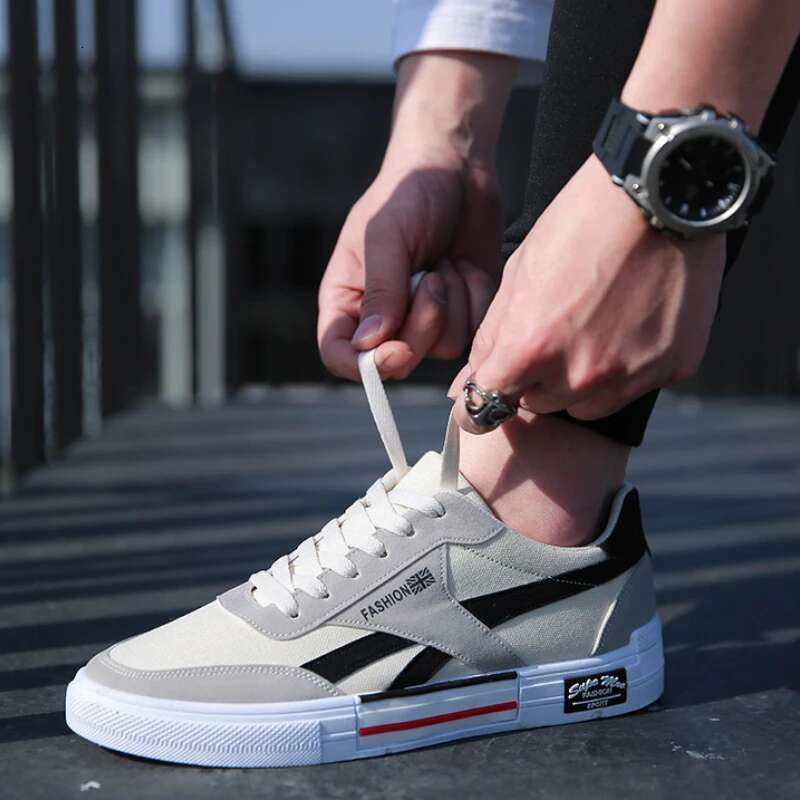 New Men's Fashion Breathable Flat for Man Outdoor Sneakers Korean Version Trend Board Shoes Lace-Up Mens tenis Shoe