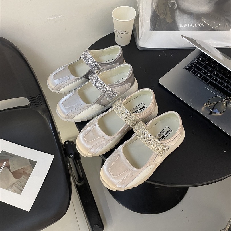 2025 Summer New Leather Splicing Sparkling One Word Velcro Breathable Designer Fashion Single Women's Shoes