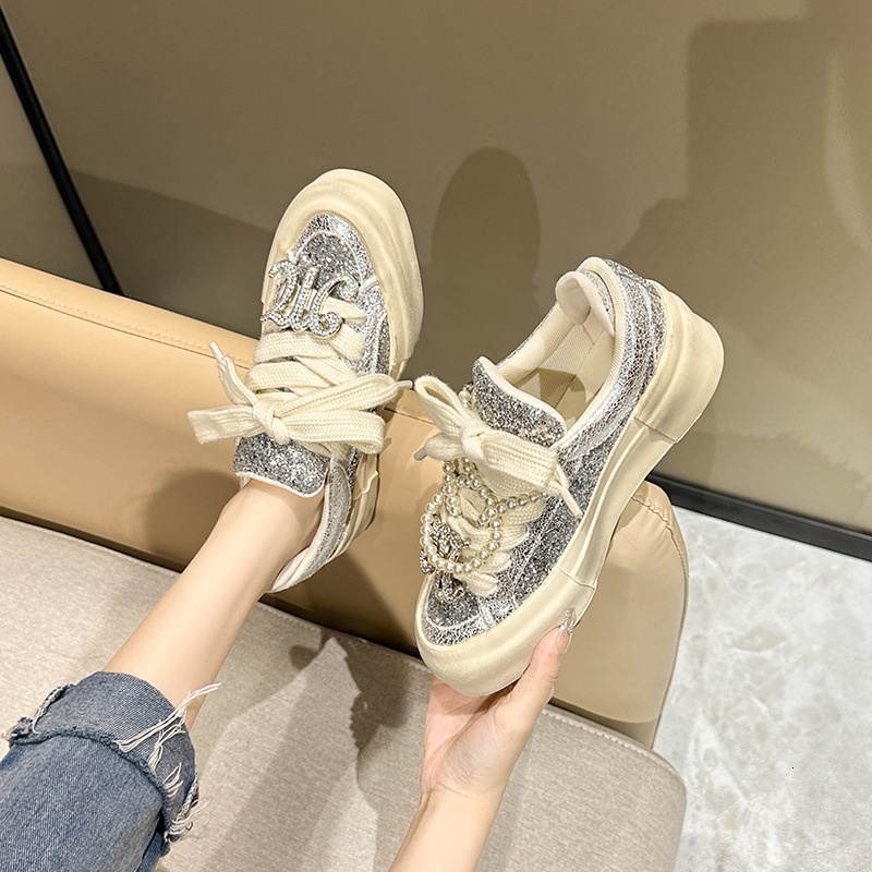 2025 new shiny diamond sequins thick sole dirty women's multifunctional designer fashionable white sports and leisure board shoes
