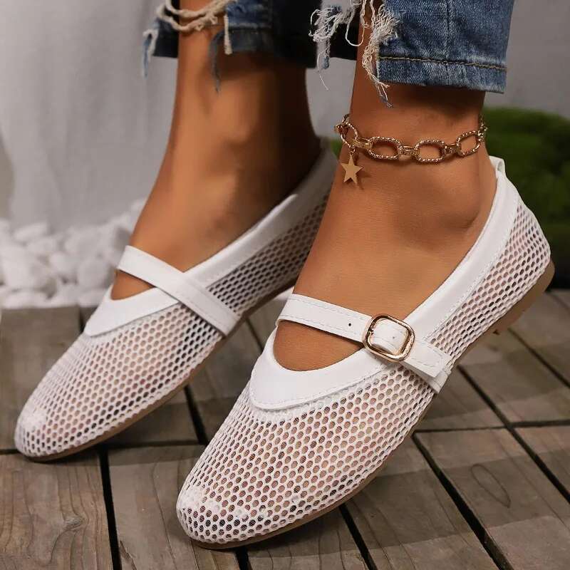 New Hollowed Out Women's Flat Shoes Leather Buckle Spring and Summer Fashion Moccasins Mary Jane Ballet Flats Women