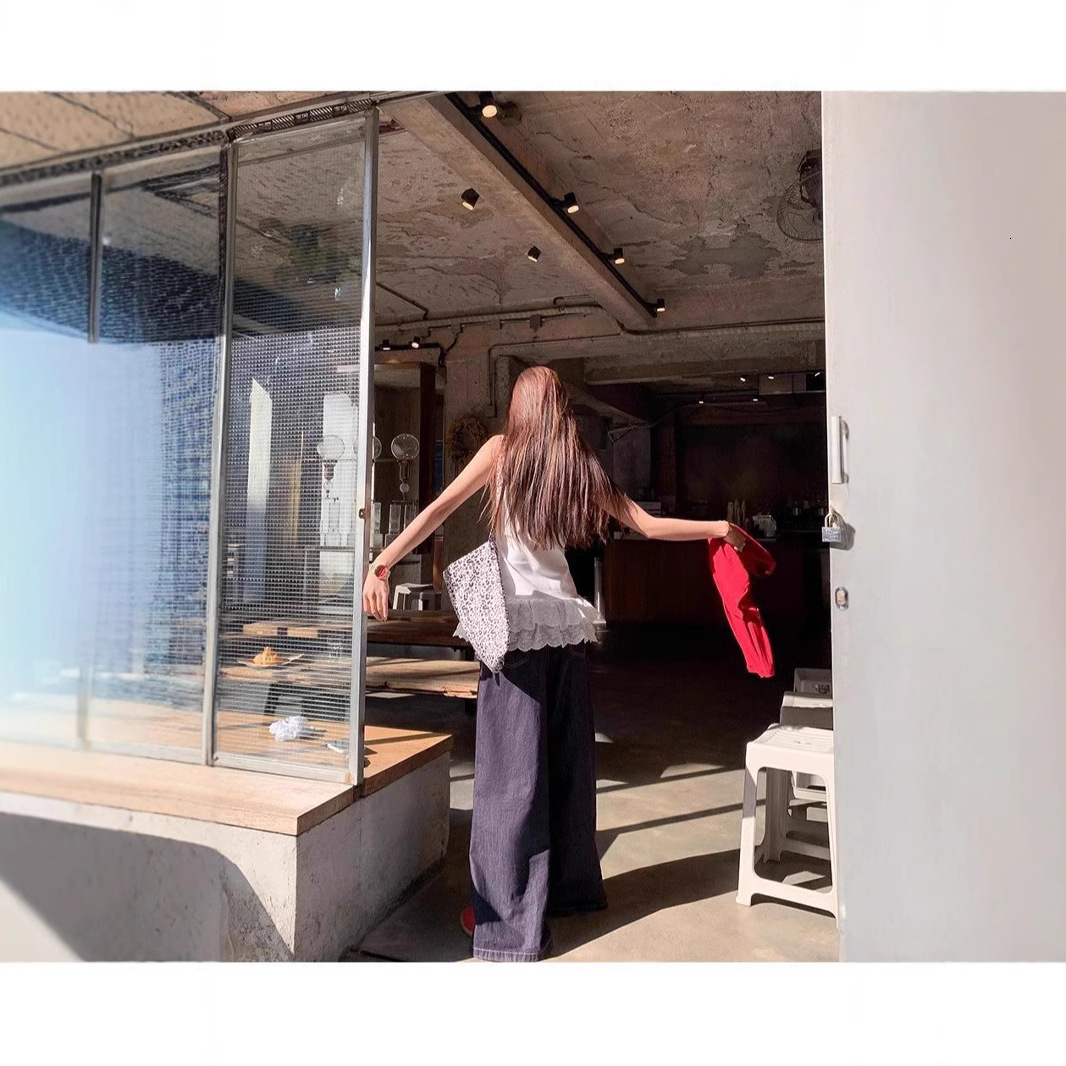 White Camisole Vest Women In Spring And Summer Slim Fit Outer Layered For Inner Wear Ballet Style Hem Lace Base Top