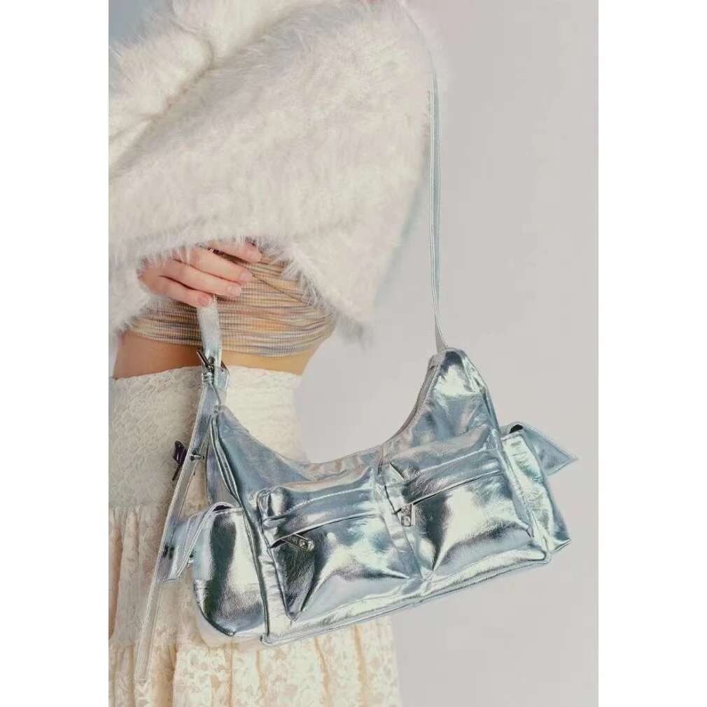 Saddle Bag, Samoondoh, Song Yuqi, Kim Chae-Won, Choi Kang-Kyu, Same Brand As Korean Stars