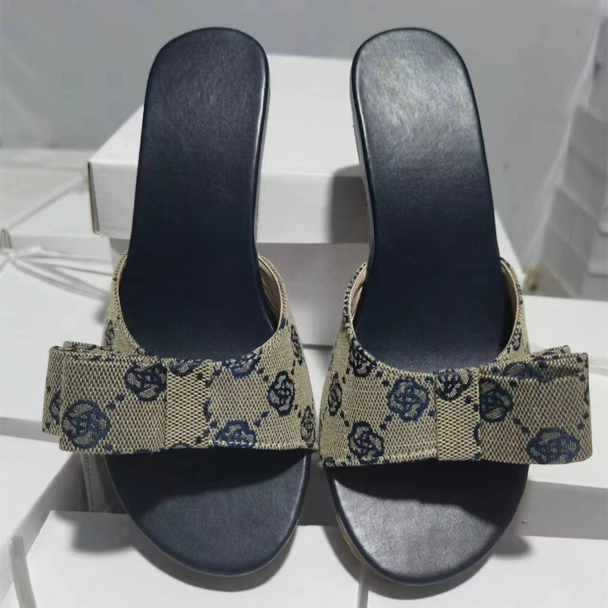 Free shipping designer slippers Platform slides for womens sandals girl comfortable fashion Open toed slipsole slipper outdoor shoes