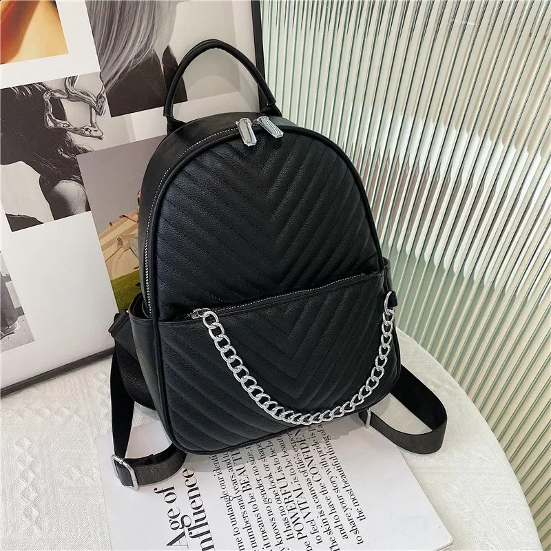 Fashion V-striped PU leather small backpack for women anti-theft travel backpack fashion chain for school bag for women elegant Knapsack 250318