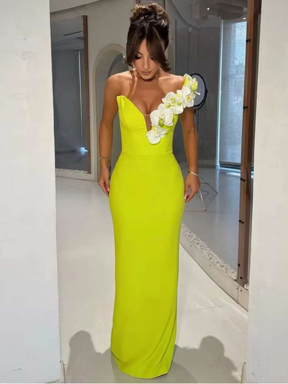Fashion Bandage Design Party Dress Elegant Birthday Prom Celebrate Club Wear Women Sexy Strapless Wer Elastic Evening Gown