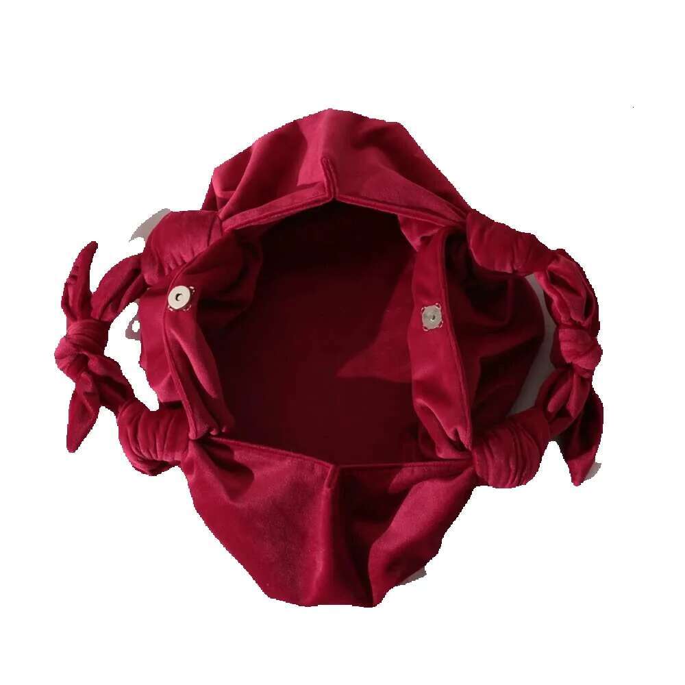 Single Shoulder Slant Dumpg 2024 Cloud-Wrapped Soft Leather Madame Silk Satin Bag Handbag Day Clutches Bags Purse