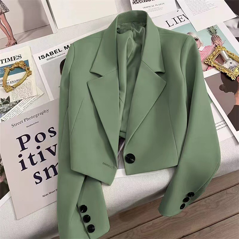 L321Chic Short Jackets for Her - Fashionable Seasonal Suit Ensemble Available in Petite Sizes