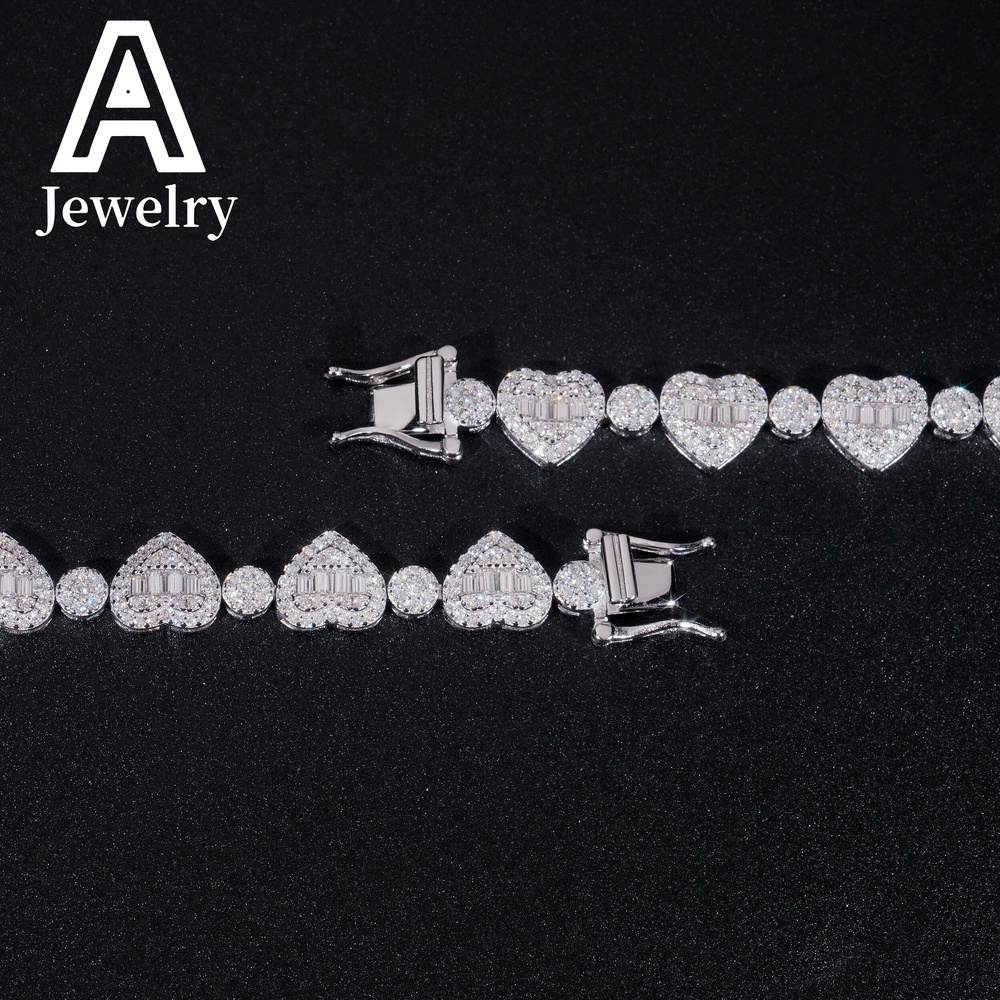New Fashion Hip Hop Women Jewelry White Gold 925 Silver Moissanite Heart Shape Tennis Bracelet