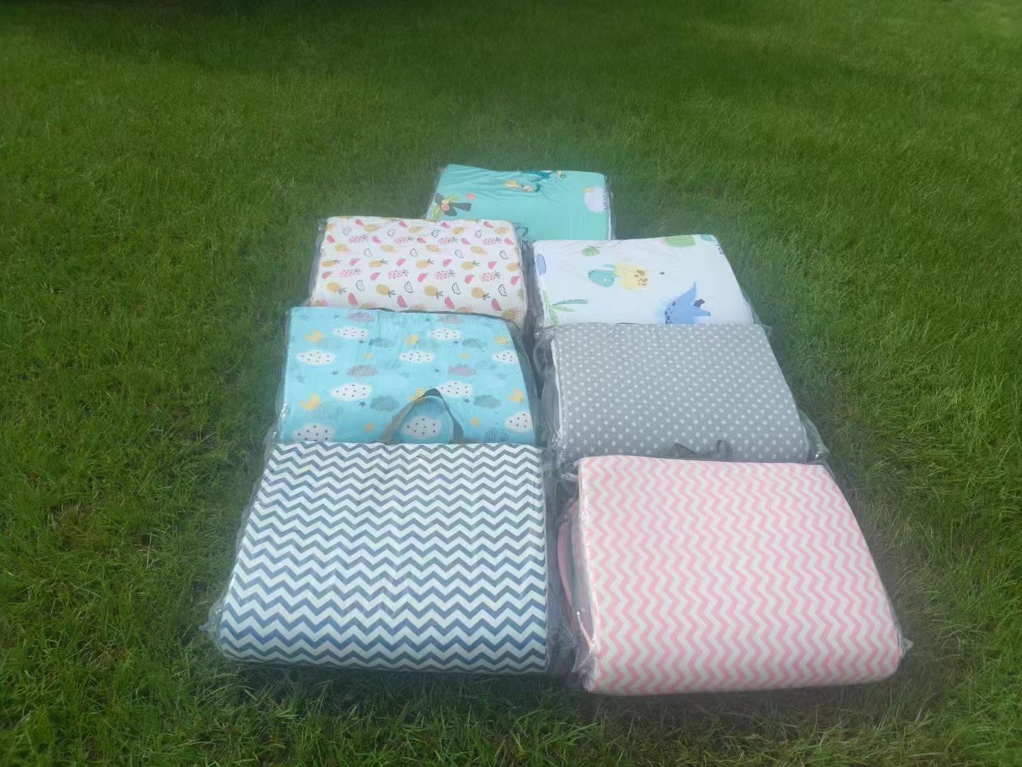 Jiaobao square bed middle bed baby mosquito net