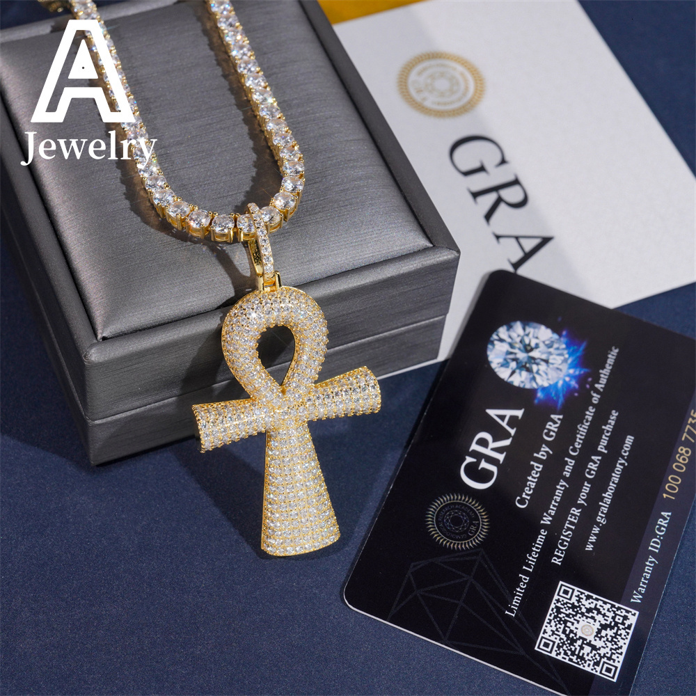 New Style Hip Hop iced out Cross Pendant Moissanite Pendant Pass Diamond Teste Pendant