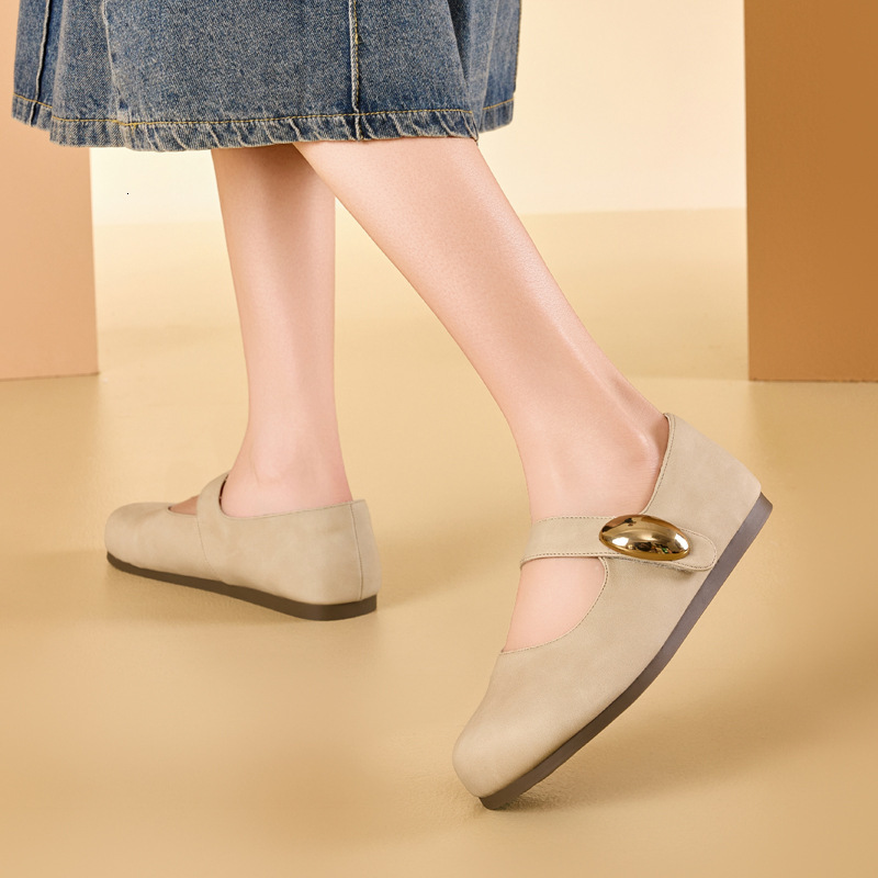 2025 new minimalist Korean version shallow mouth single shoe with Velcro for comfortable and multifunctional design, fashionable and casual women'