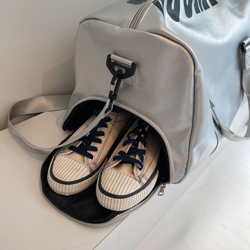 2025S Fashion Designer New Men S And Women S Large Capacity PU Fitness Travel Bag Outdoor Sports Handbag Dry Wet Separation Independent Shoe Compartme