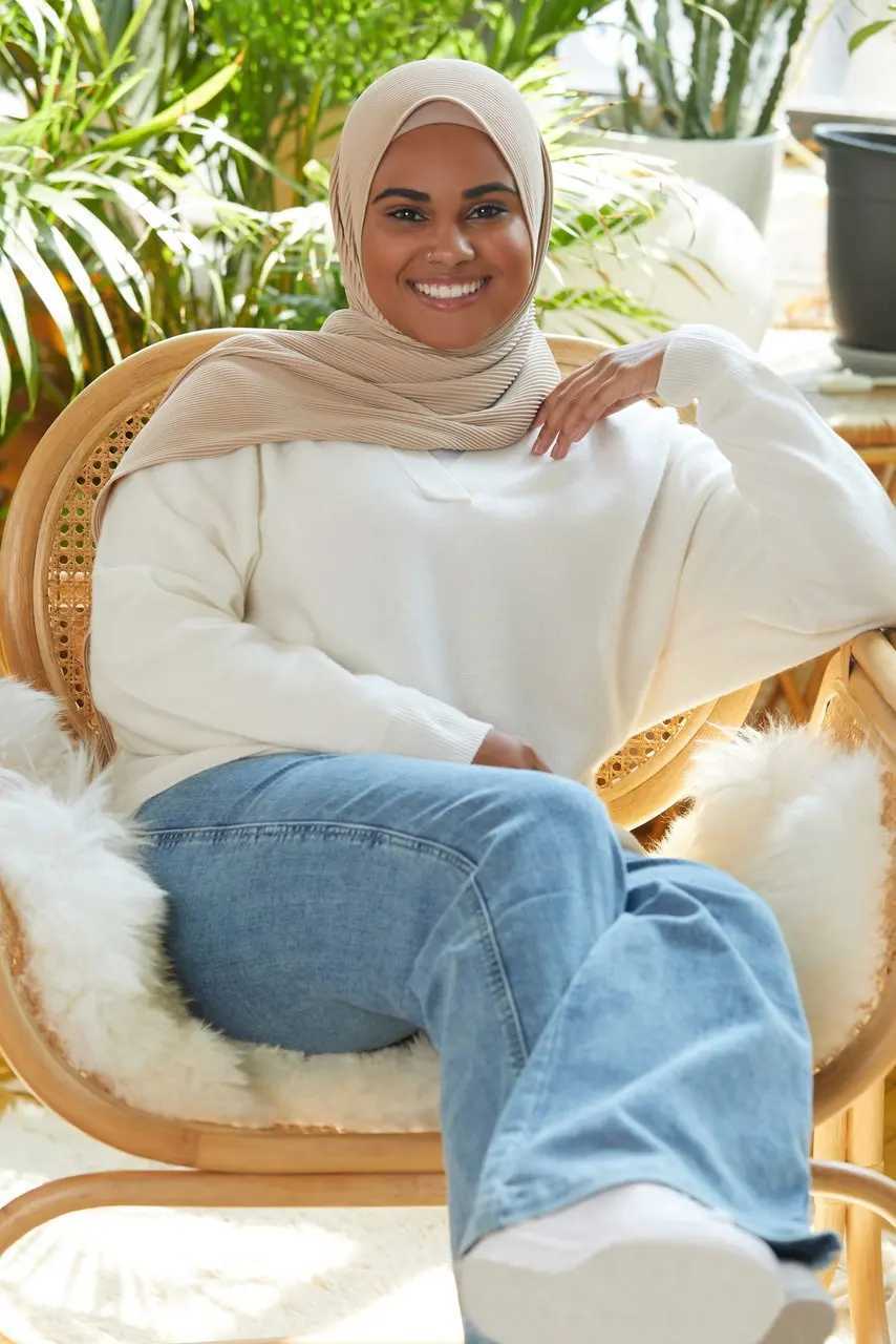 2022 new 180x90CM Muslim solid color folding striped warm headscarf warm fashion Oversi shawl ready turbo shawl X250324