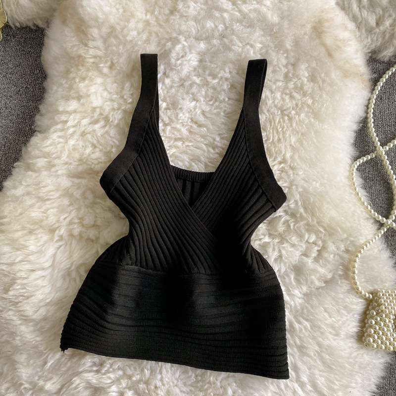 2025 New Designer Pit Knit Vest V-neck Solid Color High Waisted Backless Outdoor Beach Street Skirt Slim Fit Camisole Top