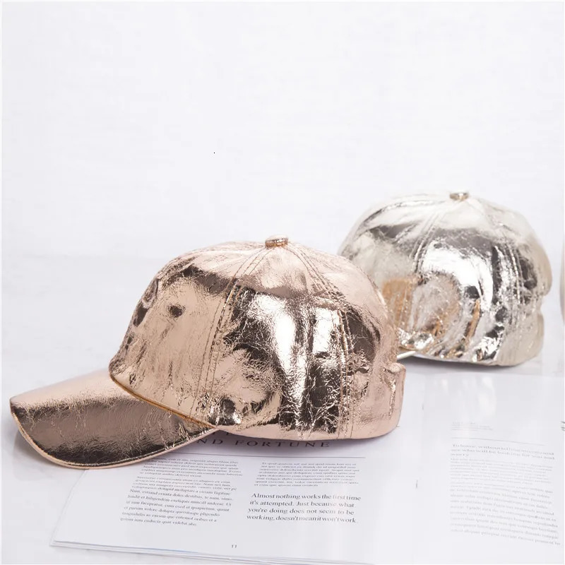 Fashion Trendy Mens and Womens Gold and Silver Champagne Sparkling Snaps Hat Unisex Outdoor Baseball Hat Gorro Adjustable 250322