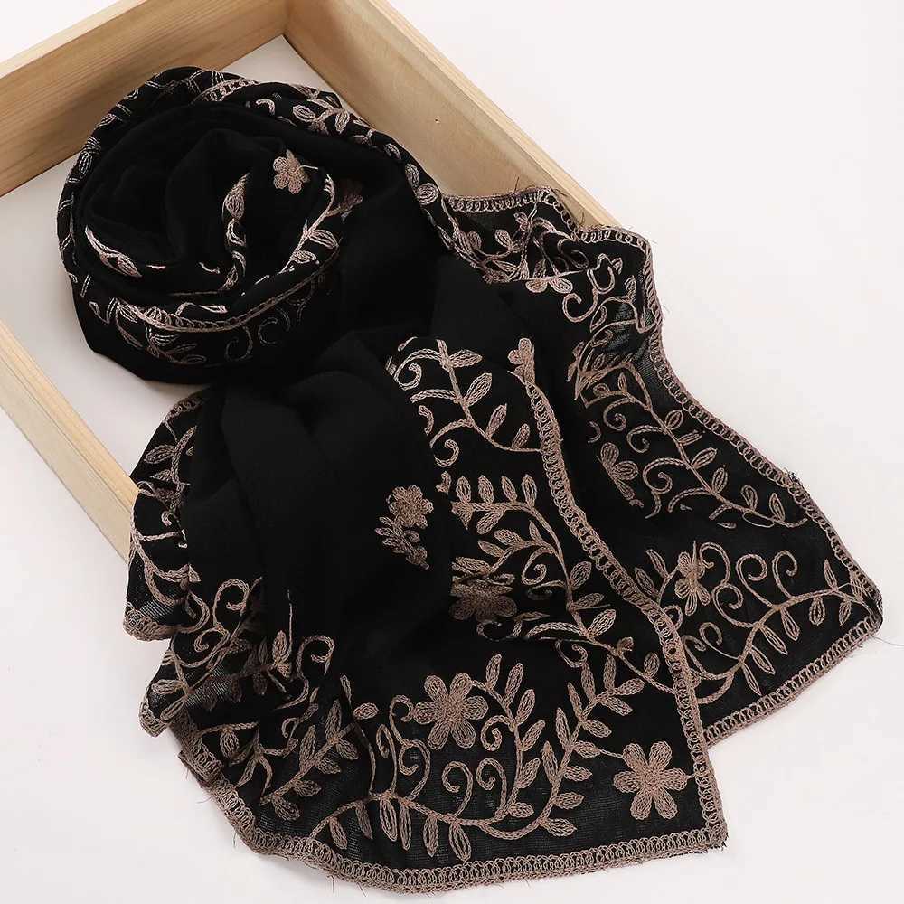 New embroidered headscarf Wenfu elegant floral long scarf wrapped in Bandana Muslim headscarf shawl for travel 190 * 70 X2503241