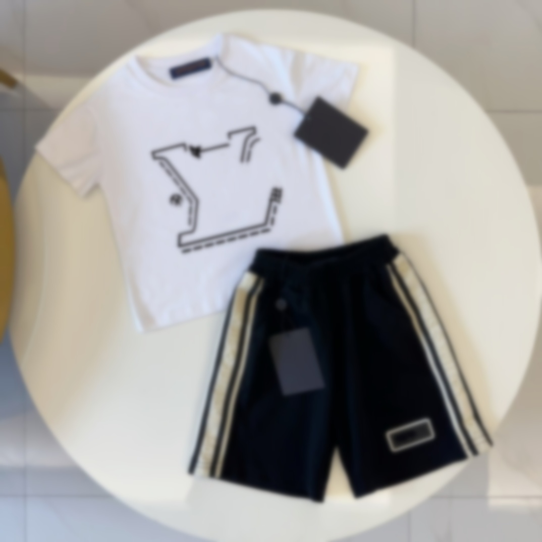 childrens designer clothe girl boy tracksuit toddler clothe set baby tracksuit ages 2-14 Short Sleeve streetwear Sports Comfortable son daughter partydress