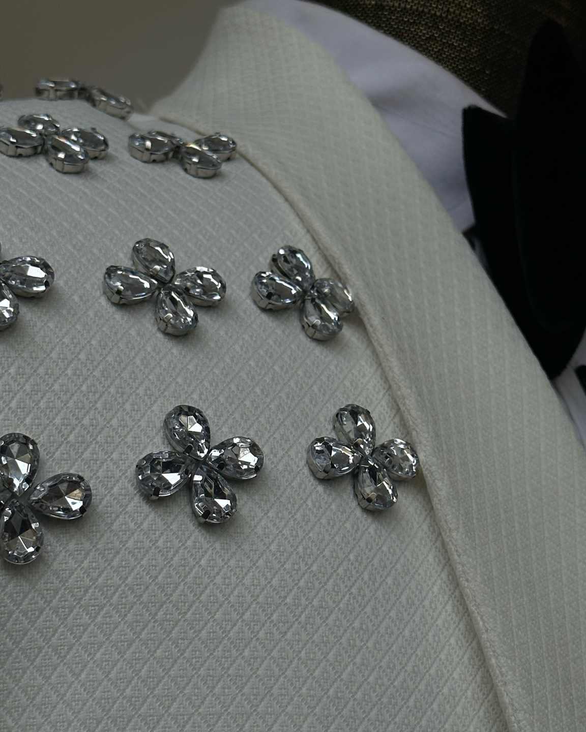 Stylish Wedding Tuxedos Crystal One Button Men Suit Shawl Lapel 1 Piece Set Jacket Evening Groom Business Blazers Customized