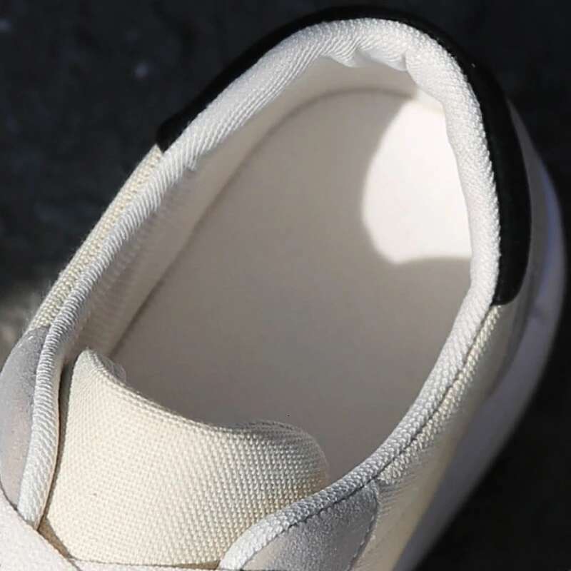 New Men's Fashion Breathable Flat for Man Outdoor Sneakers Korean Version Trend Board Shoes Lace-Up Mens tenis Shoe