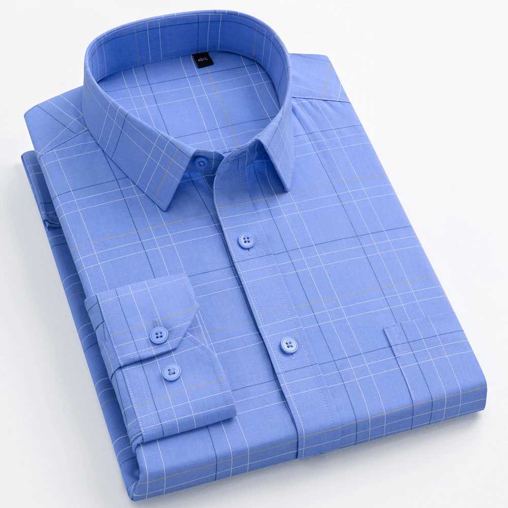 Mens fashionable checkered striped shirt with chest pocket casual lapel button up long sleeved dress all year round X2503241