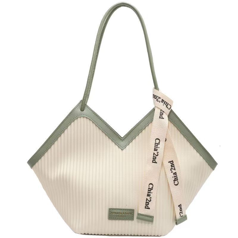 2025S Fashion Designer Straight Autumn And Winter High End Commuting Tote Large Capacity Versatile Shoulder Bag Crossbody Handbag Women S Bag