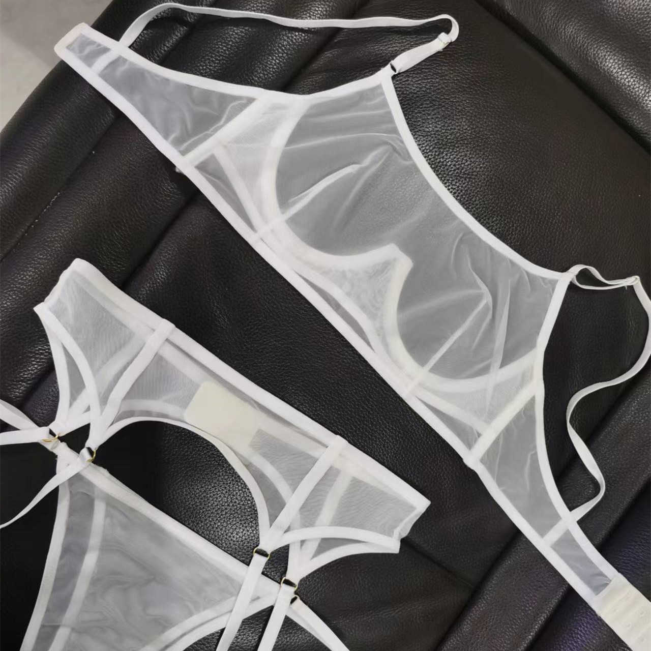 Sexy ultra-thin mesh bra set, simple and transparent, large chest display, small steel support bra, lace bra 250315