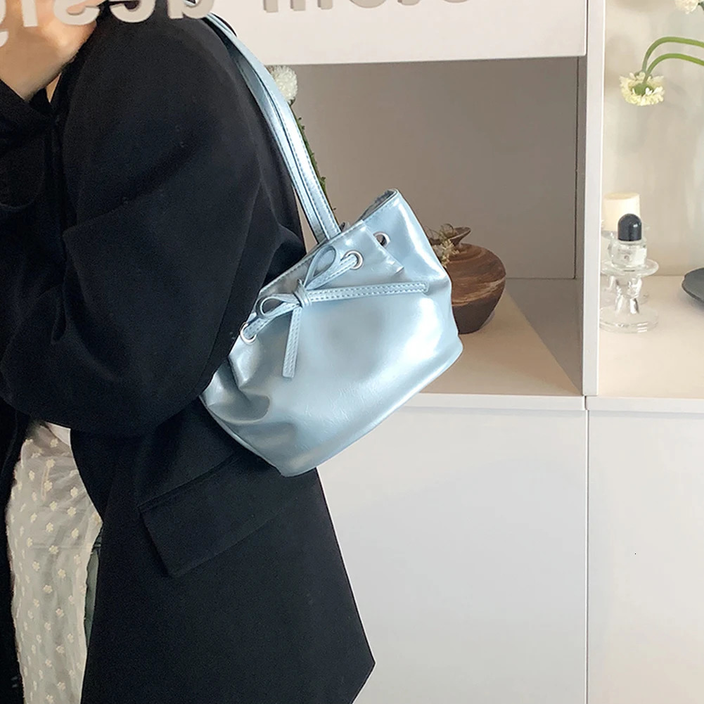 Womens Fashion Tramp Bag Large Capacity PU Bow Lower Arm Bag Casual Clutch Handbag Solid Color Simple Bucket Handbag Party Vacation 250320