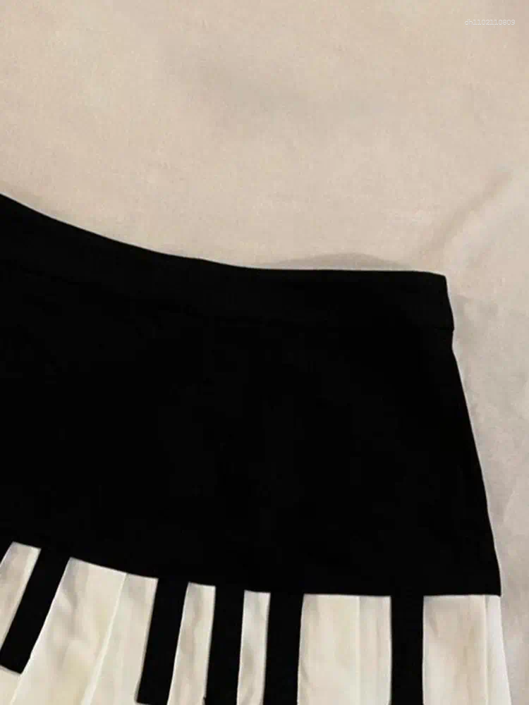 Skirts Goth Mini Skirt Sexy Woman Clothing Y2k Slim High Waist Sweet Harajuku Korea Pleated Grunge 90s Vintage Fashion Emo Dress Summer