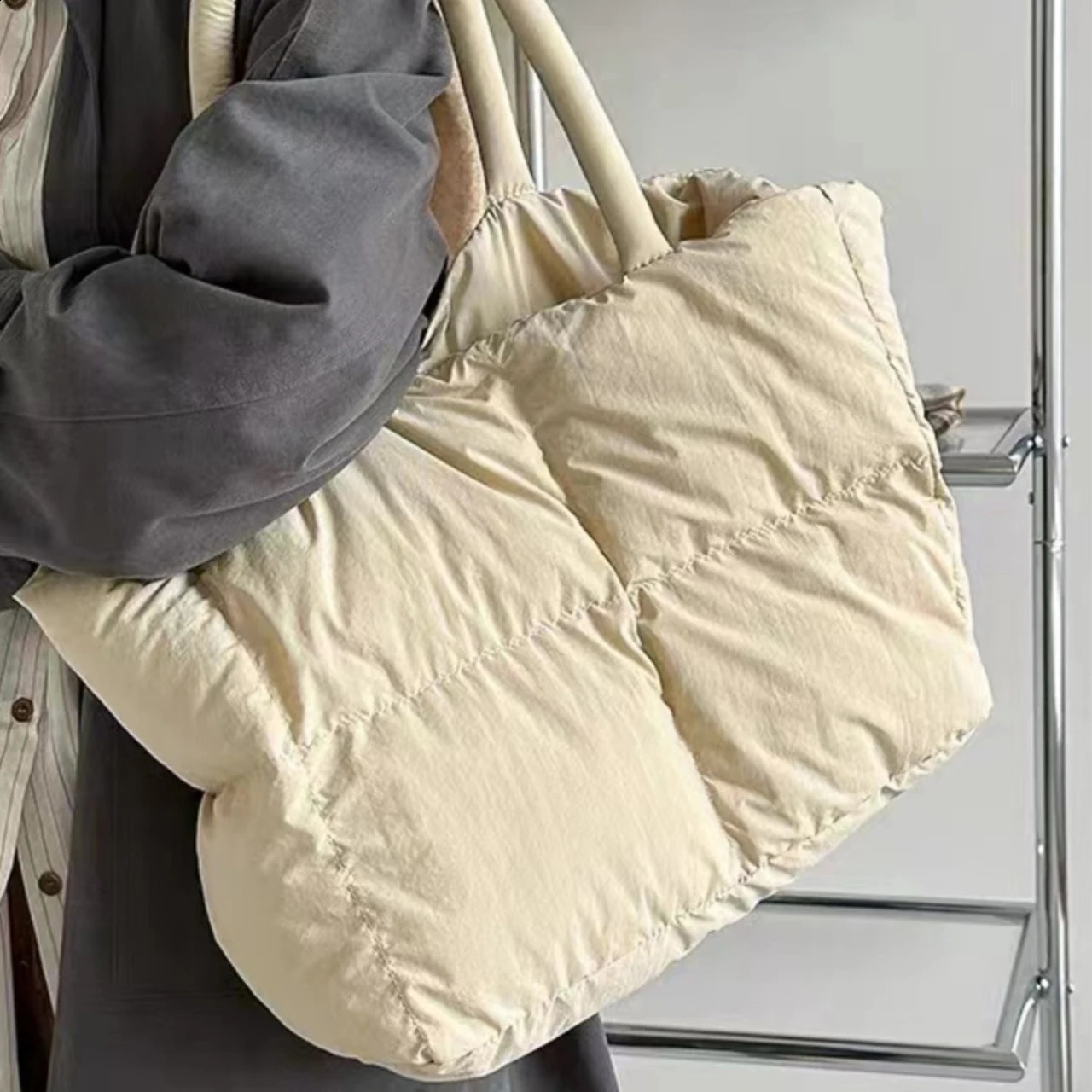 Arrival Down Large Capacity Shoulder Bags For Women Soft Space Cotton Ladies Handbag Winter Laptop bag Big Gilrs Handbag sac 250314