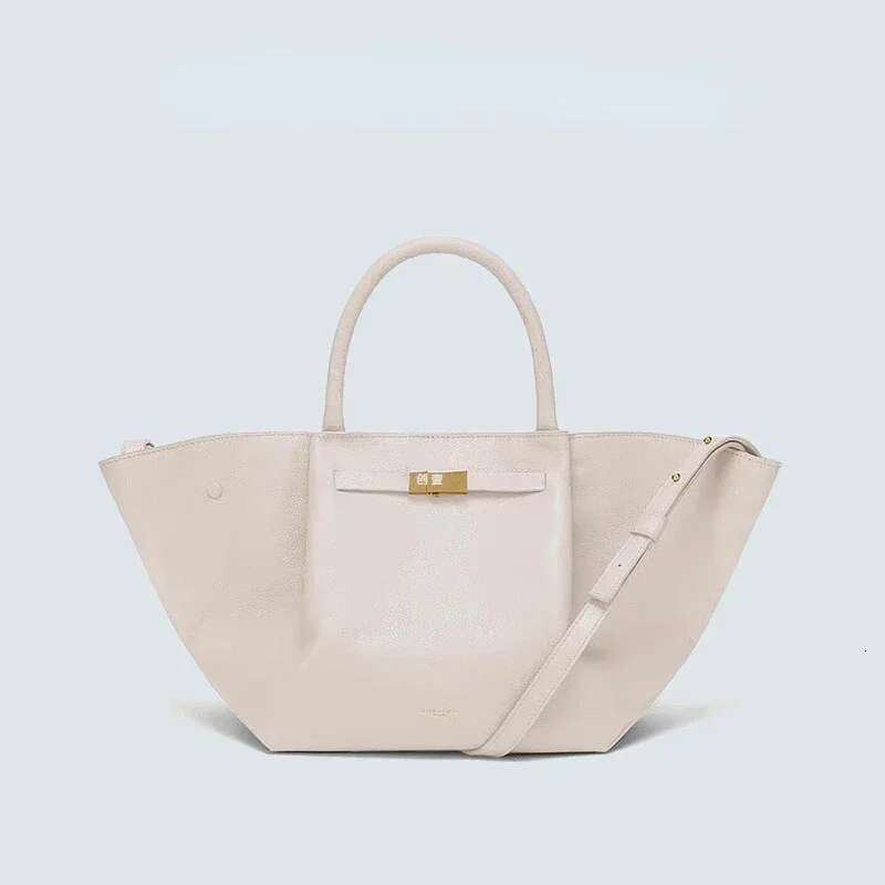 2024 Latest Large Capacity China Designer Commuting Versatile Tote Bag Handbags For Women