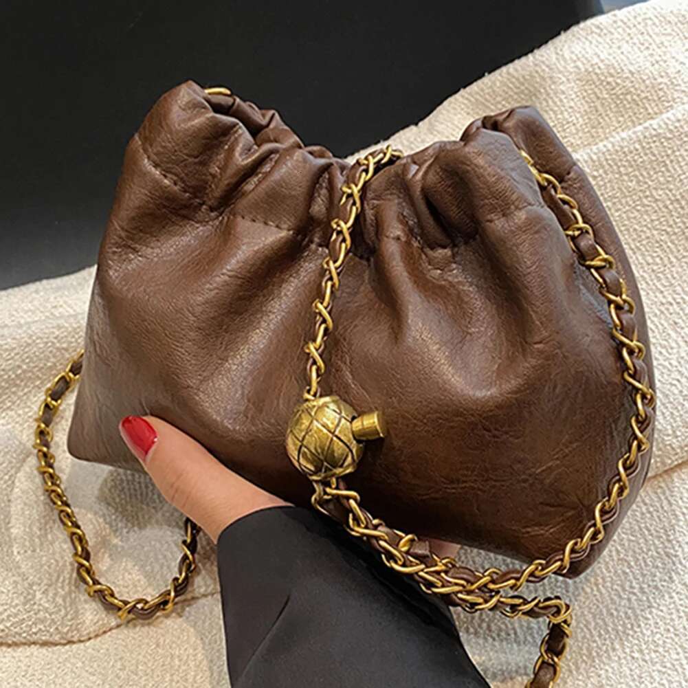 Women Chain Shoulder Versatile Crossbody Tote Casual Pleatd Hobo Satchel Sg Bag Girl Stylish Purse