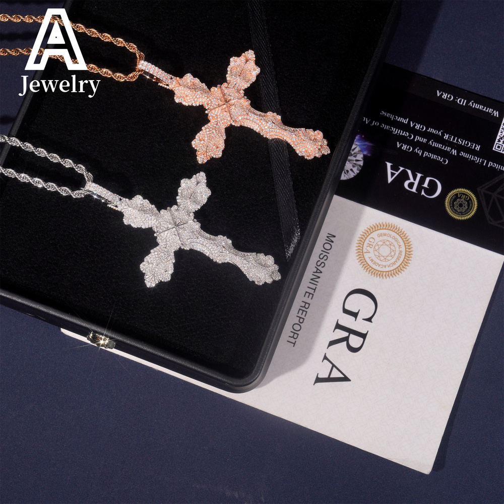Stock Iced Out Hip Hop Pendant 925 Silver White Gold Plated VVS1 Moissanite Diamond Cross Pendant Necklace
