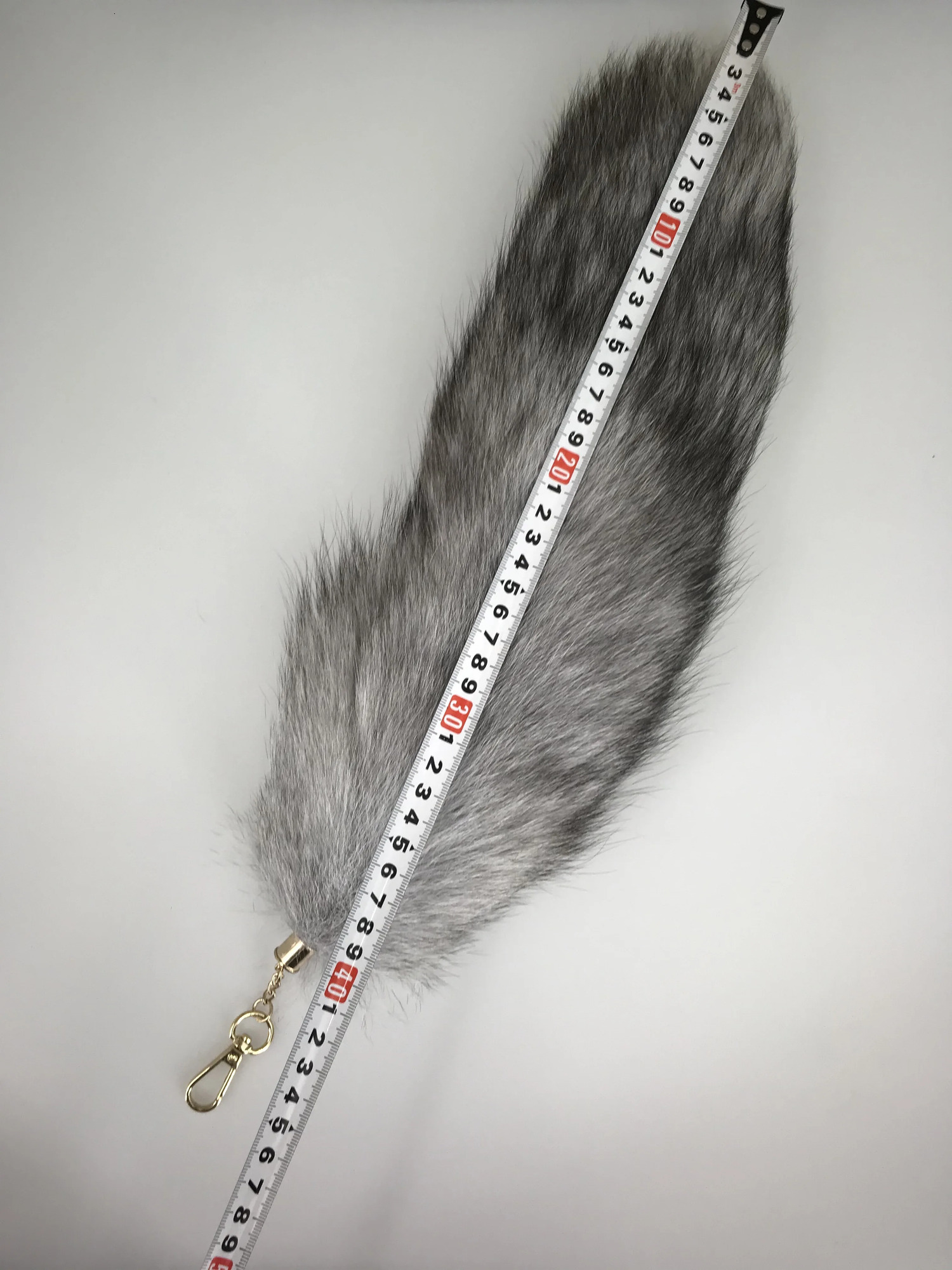 natural fox fur tail keychain furry 2024 chic y2k beautiful accessory length 40 cm Car Keychains For Women 250324
