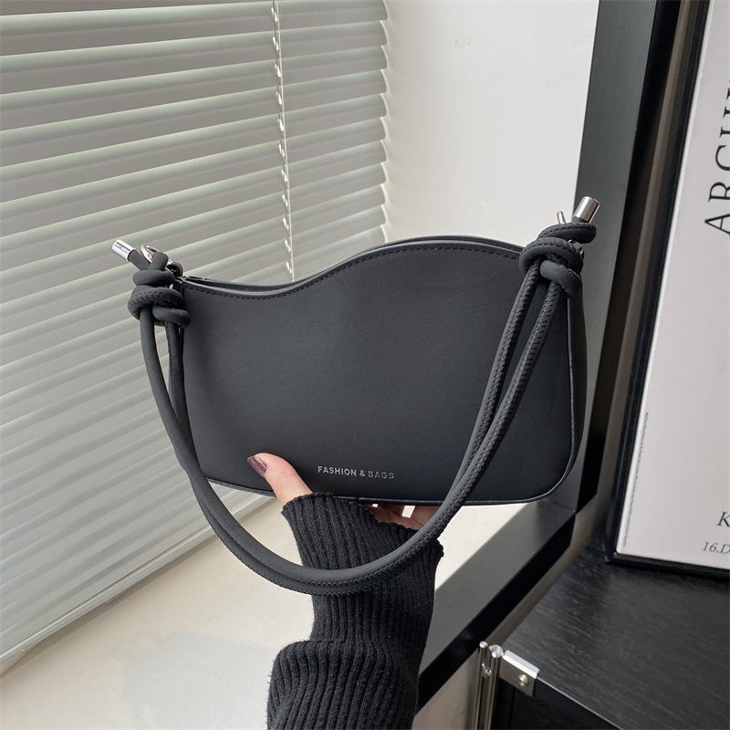 2025S Fashion Designer This Year S Popular Winter New Versatile Ins Shoulder Armpit Temperament Simple Solid Color Handbag Women S Bag