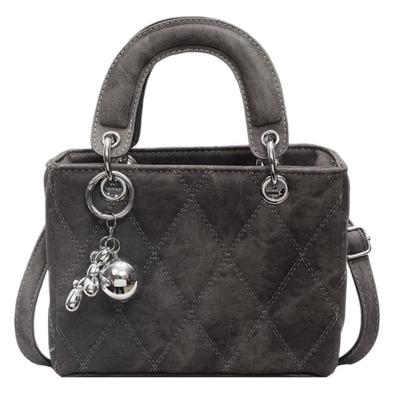 2025S Fashion Designer Light Luxury Banquet Handbag For Women New Stylish Versatile Daifei Bag High End Feeling Diamond Grid Single Shoulder Crossbody