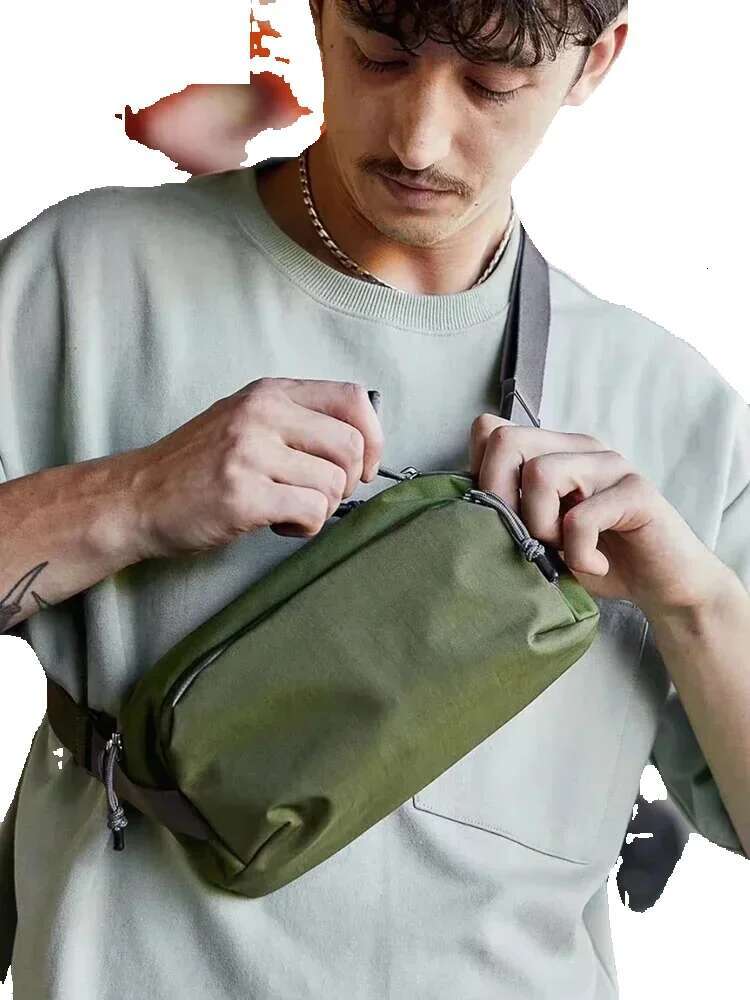 High Quality Bellroy Australian Venture Ready Sg 2.5L Explorer Chest Lightweight One Shoulder Motorcycle Bag
