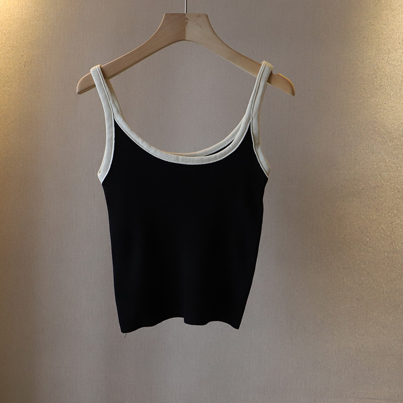 2025 Summer New Designer Women's Simple Slim Fit Tank Top Outdoor Breathable Beach Pure Desire Sexy Top Fashion Casual Short Sleeve